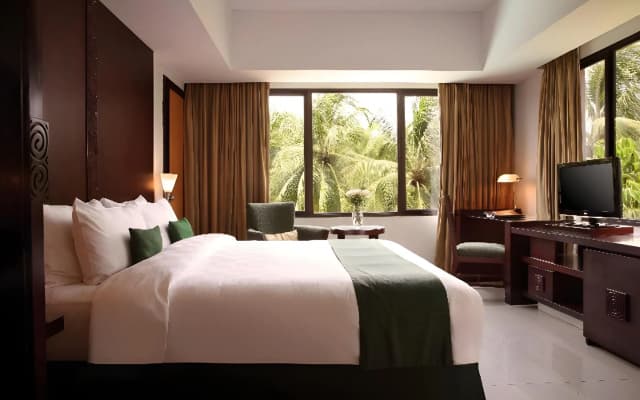 Aryaduta Lippo Village - photo 7