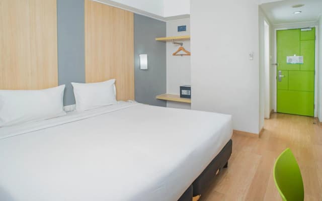 Hotel Citradream Bintaro - photo 3