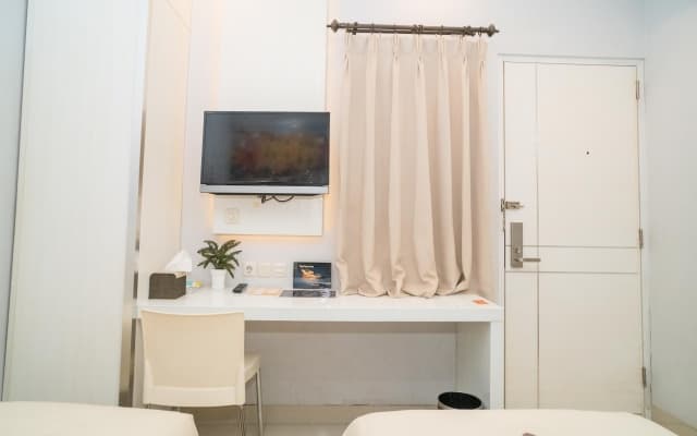 Tirta Mansion Paramount Serpong Hotel - photo 4