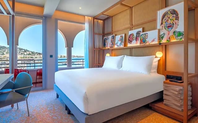 Canopy by Hilton Cannes - photo 2