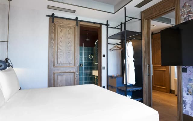 Canopy By Hilton Istanbul Taksim - photo 3