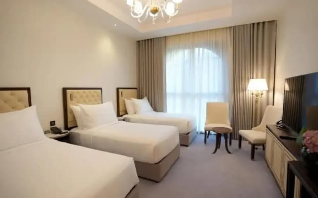Peninsula Worth Hotel - photo 1