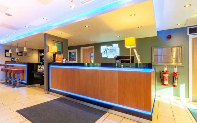 Holiday Inn Express Edinburgh Royal Mile by IHG - photo 2