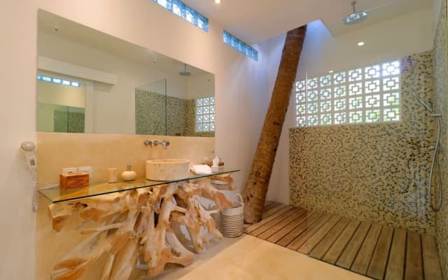 Limitless Jungle Villas Complex, 5 BR, Ubud With Staff - photo 13