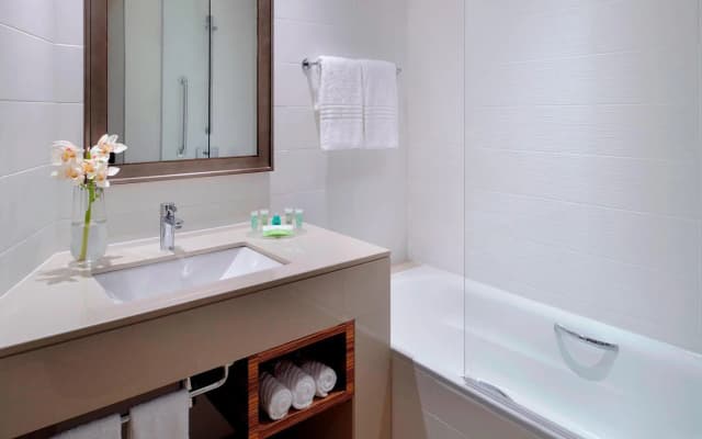 Courtyard by Marriott World Trade Center Abu Dhabi - photo 6