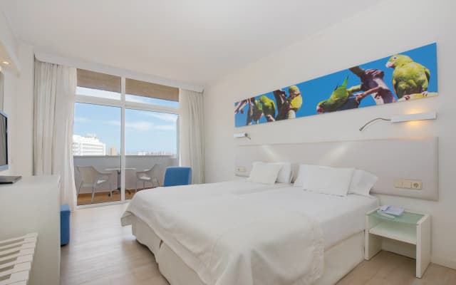Iberostar Waves Bouganville Playa - photo 5