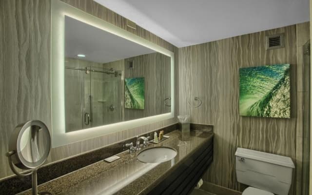DoubleTree by Hilton at the Entrance to Universal Orlando - photo 7