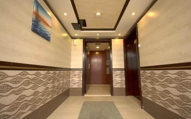 Mount Royal Hotel - photo 1