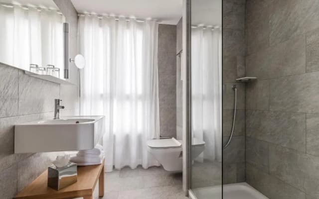 9Hotel Republique Hotel - photo 4