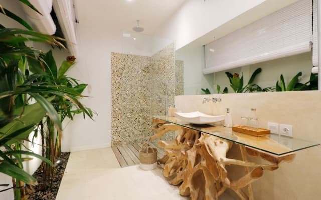 Limitless Jungle Villas Complex, 5 BR, Ubud With Staff - photo 29