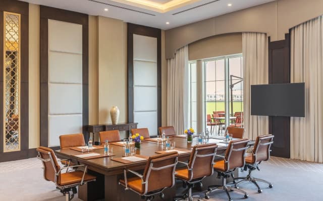 Al Habtoor Polo Resort - photo 2