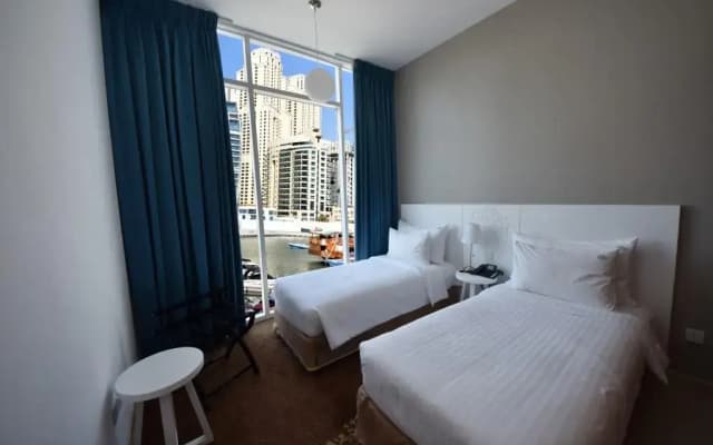 Jannah Place Dubai Marina Hotel - photo 3