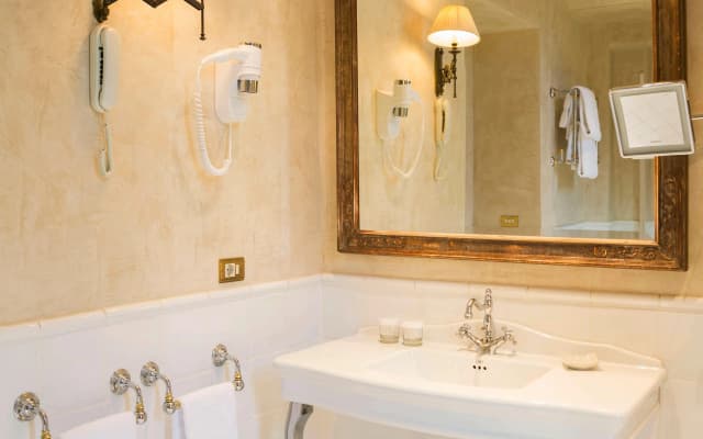 Grand Hotel Baglioni - photo 2