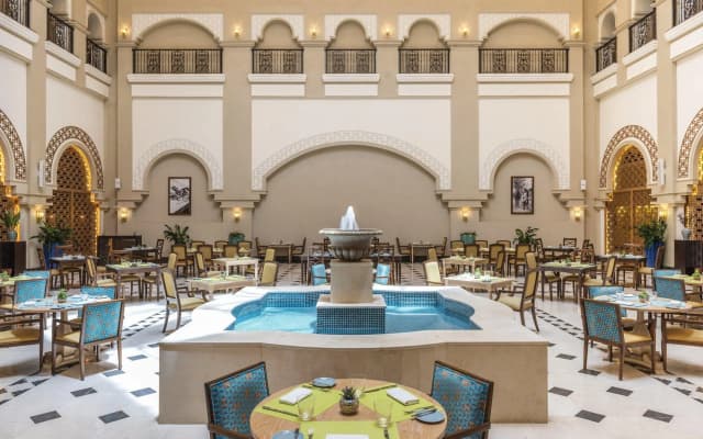 Al Habtoor Polo Resort - photo 3
