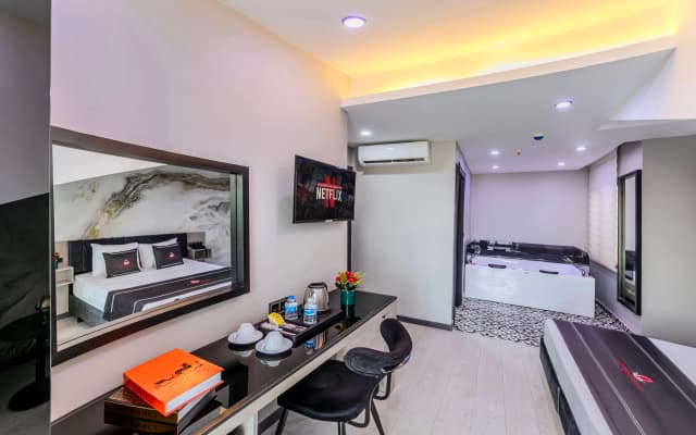 Intercity Airport Hotel - photo 4