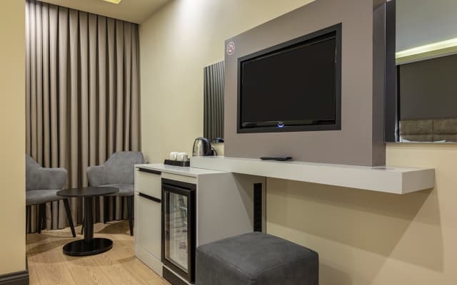Garner Hotel Istanbul - Airport Arnavutkoy by IHG - photo 1