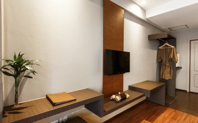 The Cottage Suvarnabhumi Hotel - photo 5