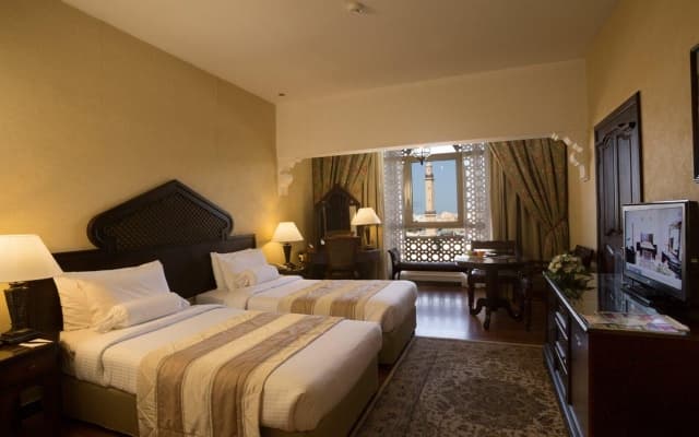 Arabian Courtyard Hotel & Spa - photo 2
