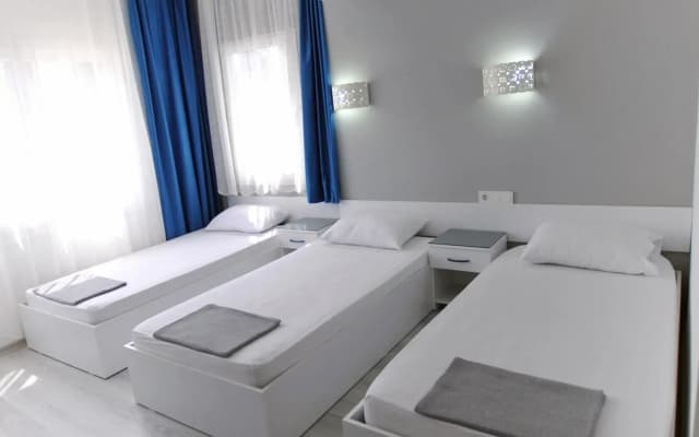 Artunç Hotel - photo 2