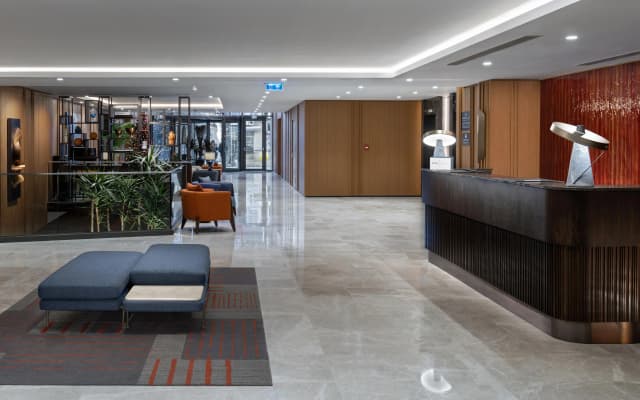 Crowne Plaza Istanbul Ortakoy Bosphorus, an IHG Hotel - photo 2