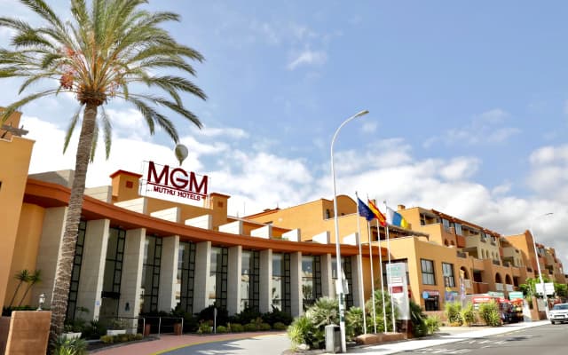 Grand Muthu Golf Plaza Hotel & Spa - photo 4