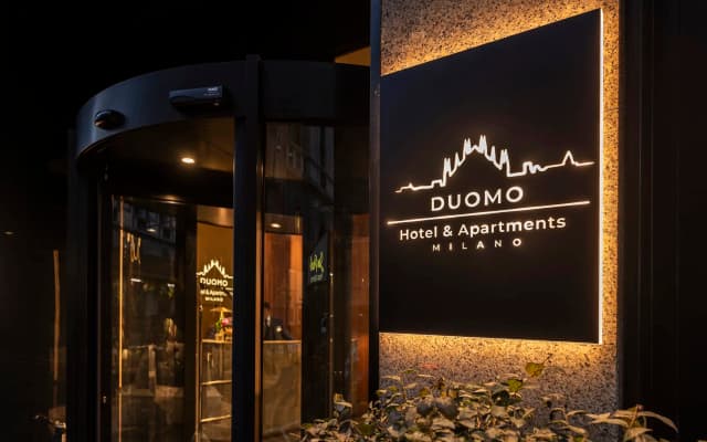 Duomo Hotel & Apartments - photo 3