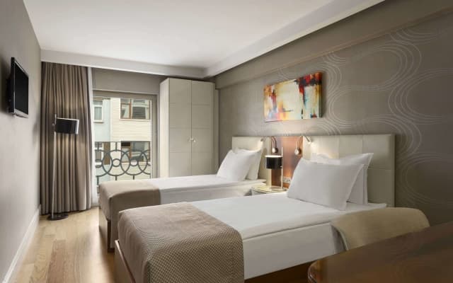Ramada by Wyndham Istanbul Grand Bazaar - photo 3