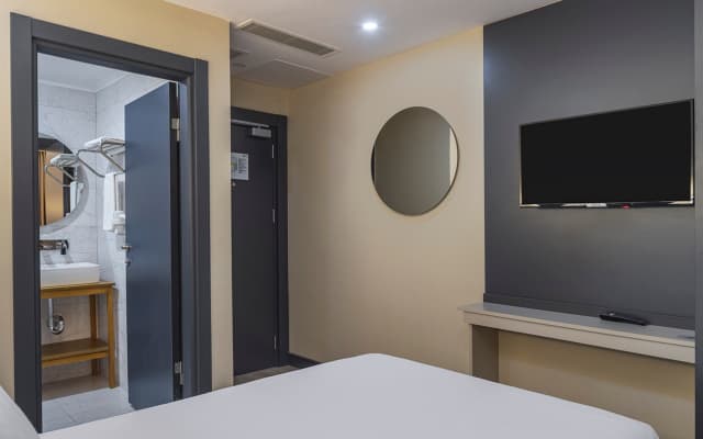 Garner Hotel Istanbul - Airport Arnavutkoy by IHG - photo 3