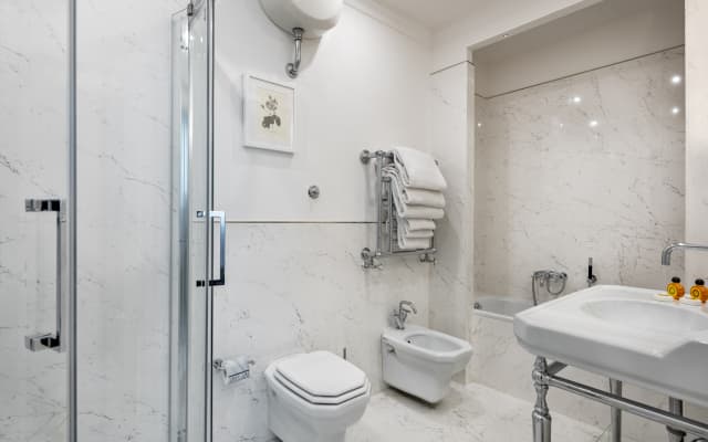 Roma Hotel - photo 4