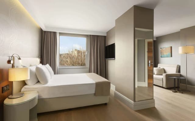 Ramada by Wyndham Istanbul Grand Bazaar - photo 4