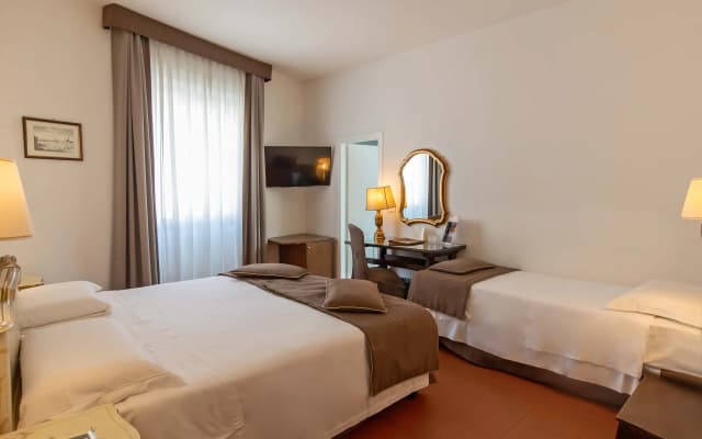 Hotel Machiavelli Palace - photo 2