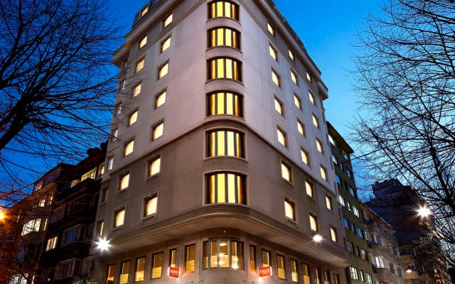 Midtown Hotel - photo 5