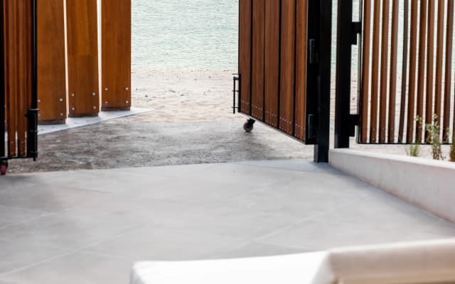 ERTH Abu Dhabi Hotel - photo 6
