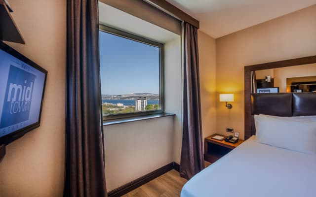Midtown Hotel - photo 7