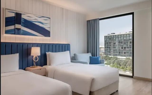 Hotel Crowne Plaza Abu Dhabi Yas Island by IHG - photo 1