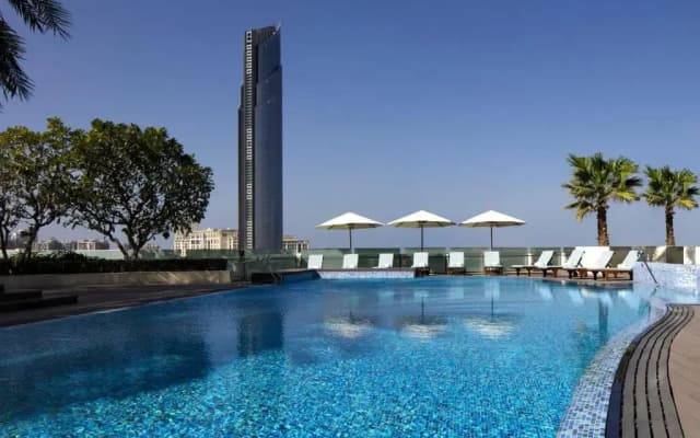 Hotel Crowne Plaza Festival City - photo 4