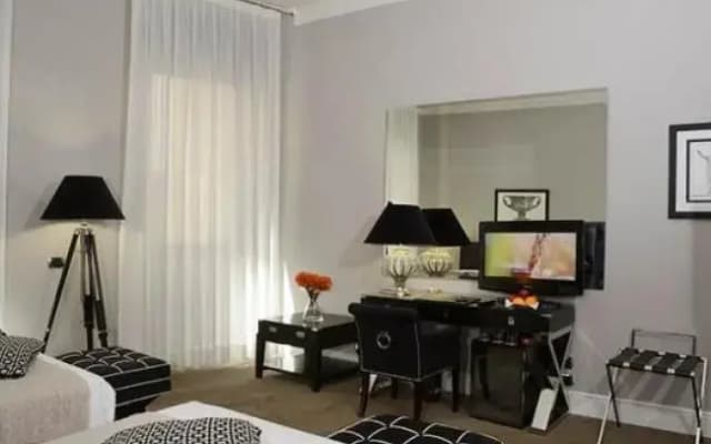 Roma Hotel - photo 2