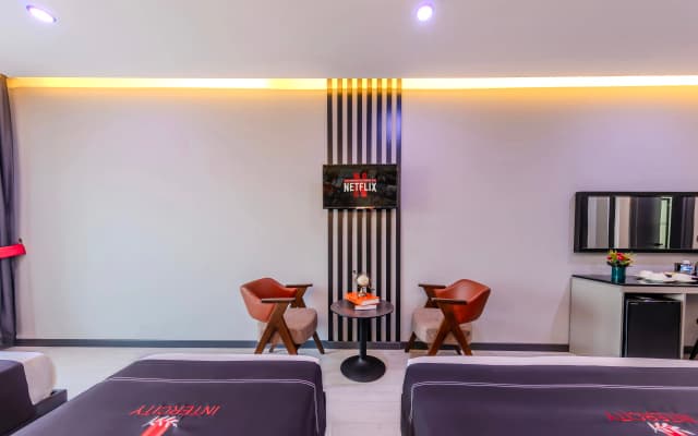 Intercity Airport Hotel - photo 5
