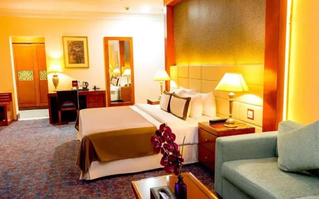 Sunday Hotel Al Barsha - photo 1