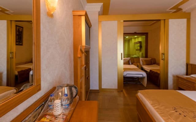 Wyndham Istanbul Old City - photo 2
