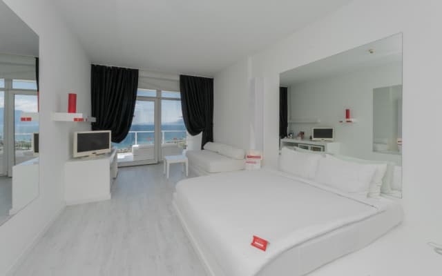 Hotel SU & Aqualand - photo 4