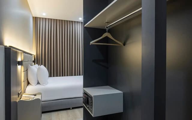 Garner Hotel Istanbul - Airport Arnavutkoy by IHG - photo 4