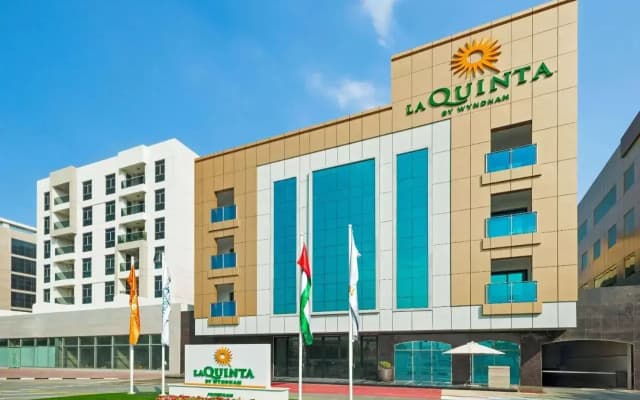 Hotel La Quinta by Wyndham Dubai Jumeirah - photo 1