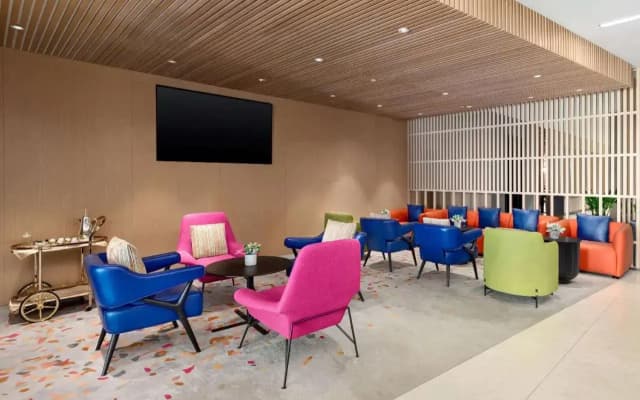 Hotel La Quinta by Wyndham Dubai Jumeirah - photo 4
