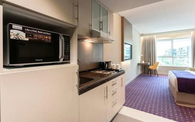 Leva Mazaya Centre Dubai Hotel - photo 2