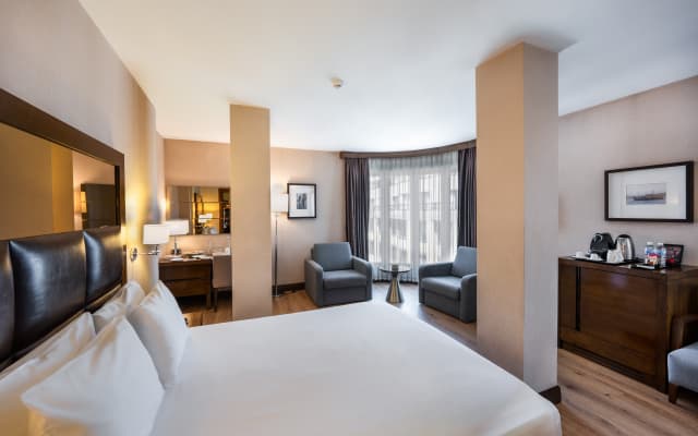 Midtown Hotel - photo 1