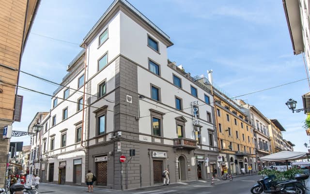 Hotel Machiavelli Palace - photo 2