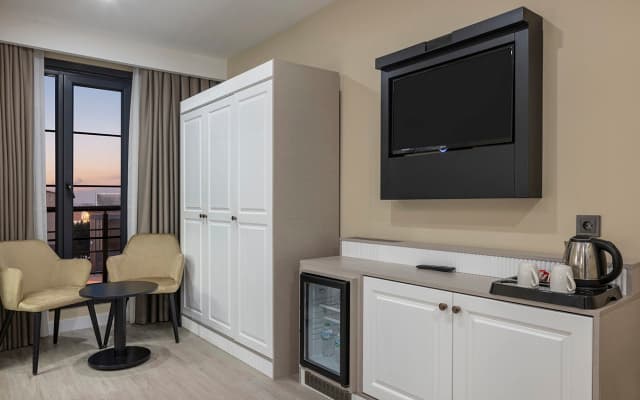 Garner Hotel Istanbul - Airport Arnavutkoy by IHG - photo 3