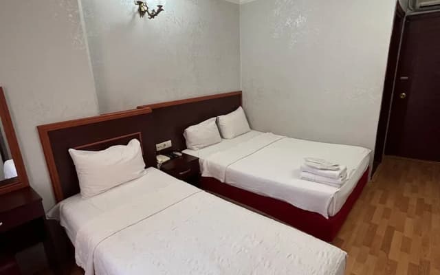 Red White Hotel - photo 11