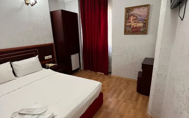 Red White Hotel - photo 8